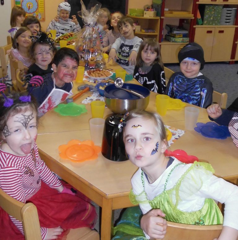 2022-Halloween-in-der-Flachsroeste