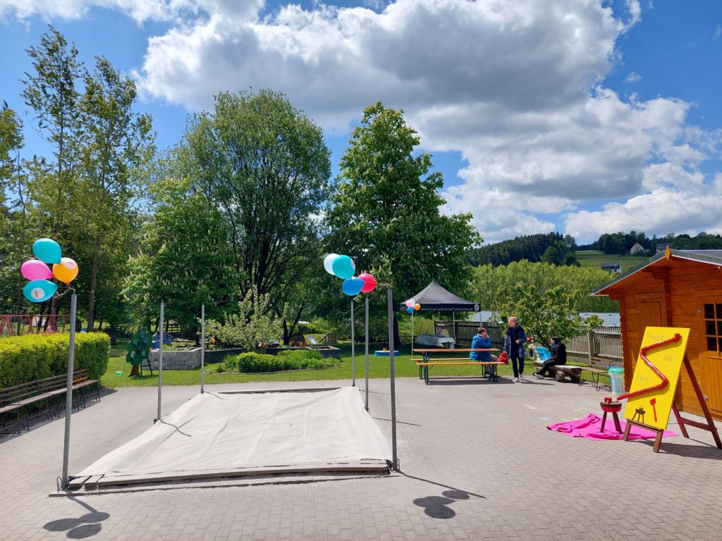 Unser Naturkindergarten Sonnenschein ist 40 Jahre alt geworden.
