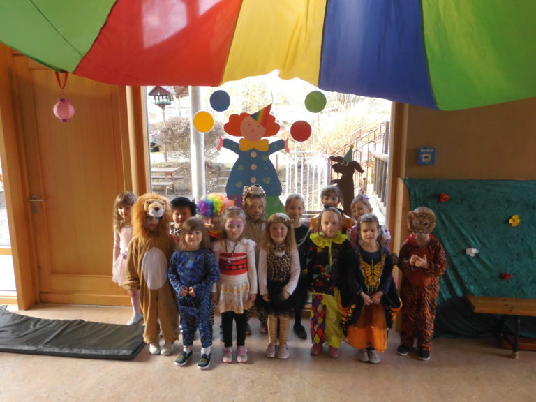 Fasching im Naturkindergarten Sonnenschein am 04.03.2025
