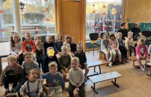 Fröhliche Osterstimmung am Gründonnerstag im Sonnenschein