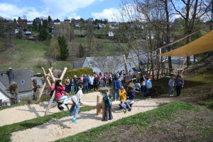Einweihung des Spielhangs des Hort Kids Länd Pobershau