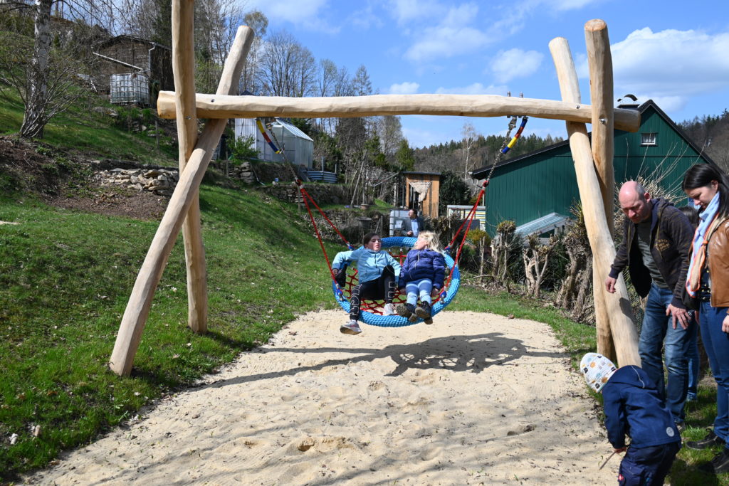 Einweihung des Spielhangs des Hort Kids Länd Pobershau