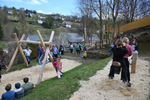Einweihung des Spielhangs des Hort Kids Länd Pobershau