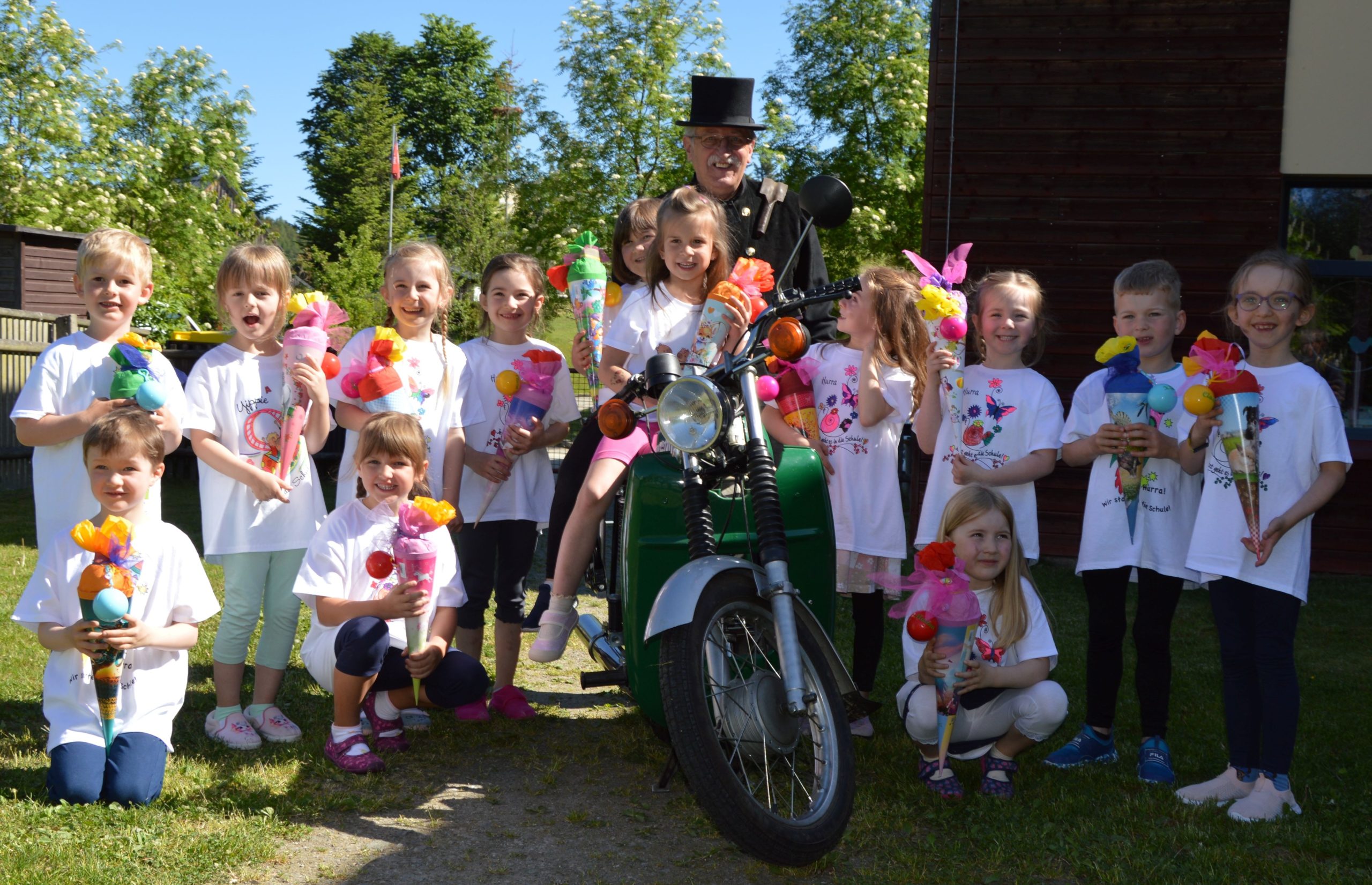 Unsere Vorschulkinder feierten ihr Zuckertütenfest und verabschiedeten sich von ihrer Kindergartenzeit.